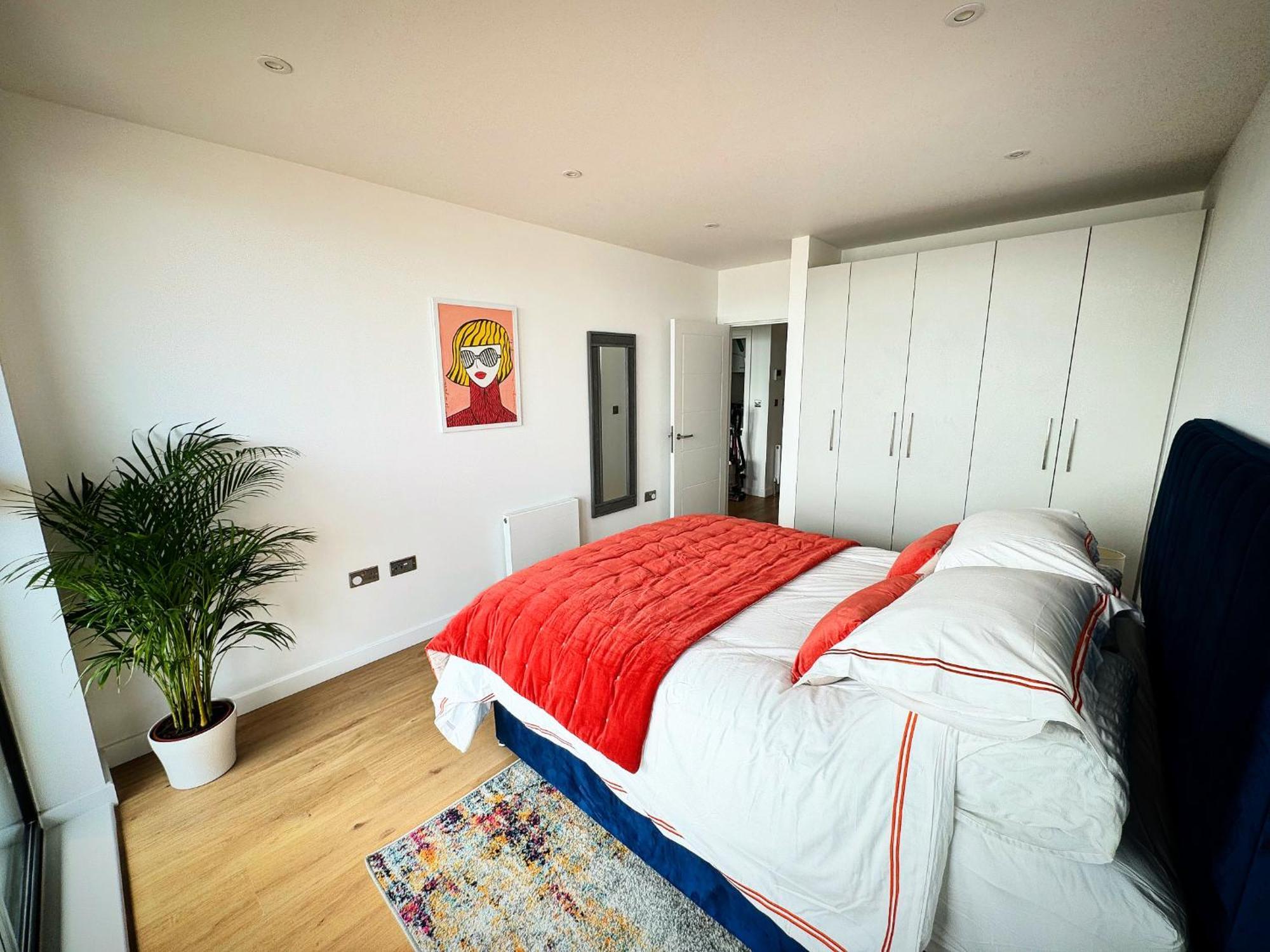 Stunning Beach Front Apartment With Sea Views, Free Parking & Balcony Ramsgate Ngoại thất bức ảnh