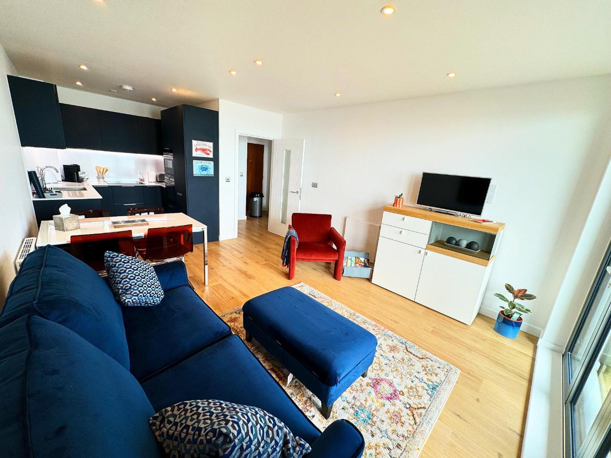 Stunning Beach Front Apartment With Sea Views, Free Parking & Balcony Ramsgate Ngoại thất bức ảnh